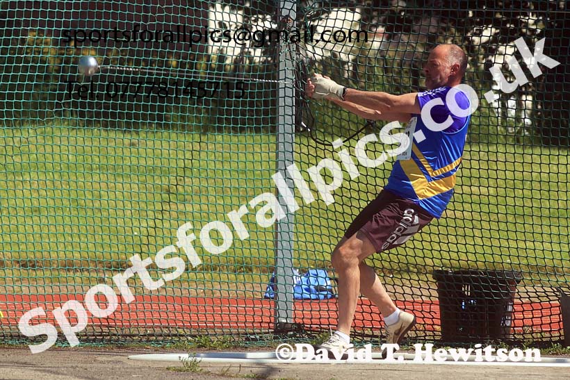 Mens hammer, 2024 NE Masters Track and Field Champs., Monkton Stadium, Jarrow.  Photo: David T. Hewitson/Sports for All Pics